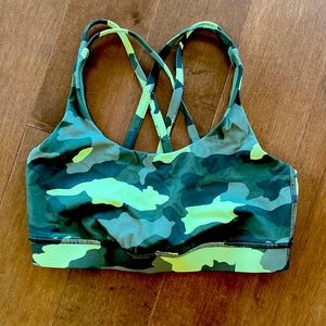 Energy bra lululemon- size 6. Green camo.